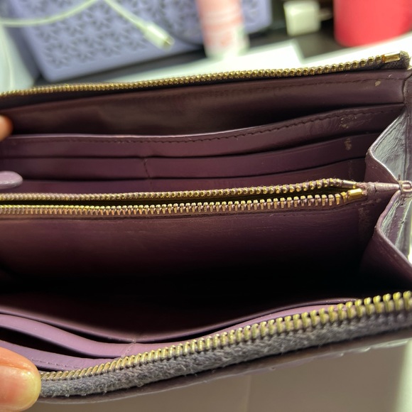 Authentic Miu Miu Matelasse Wallet purple - Picture 4 of 9